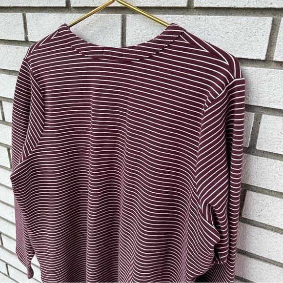 Duluth Trading Ponte Pro Tunic Red Stripe Pockets Moisture Wicking Plus - Picture 10 of 12